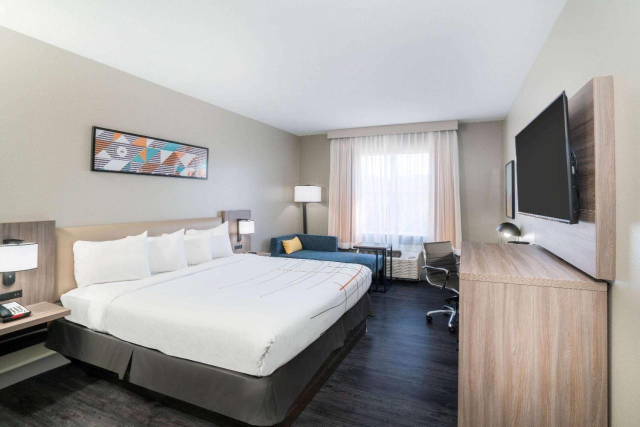 La Quinta By Wyndham Montgomery Esterno foto