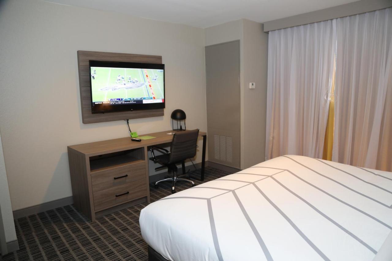 La Quinta By Wyndham Montgomery Esterno foto