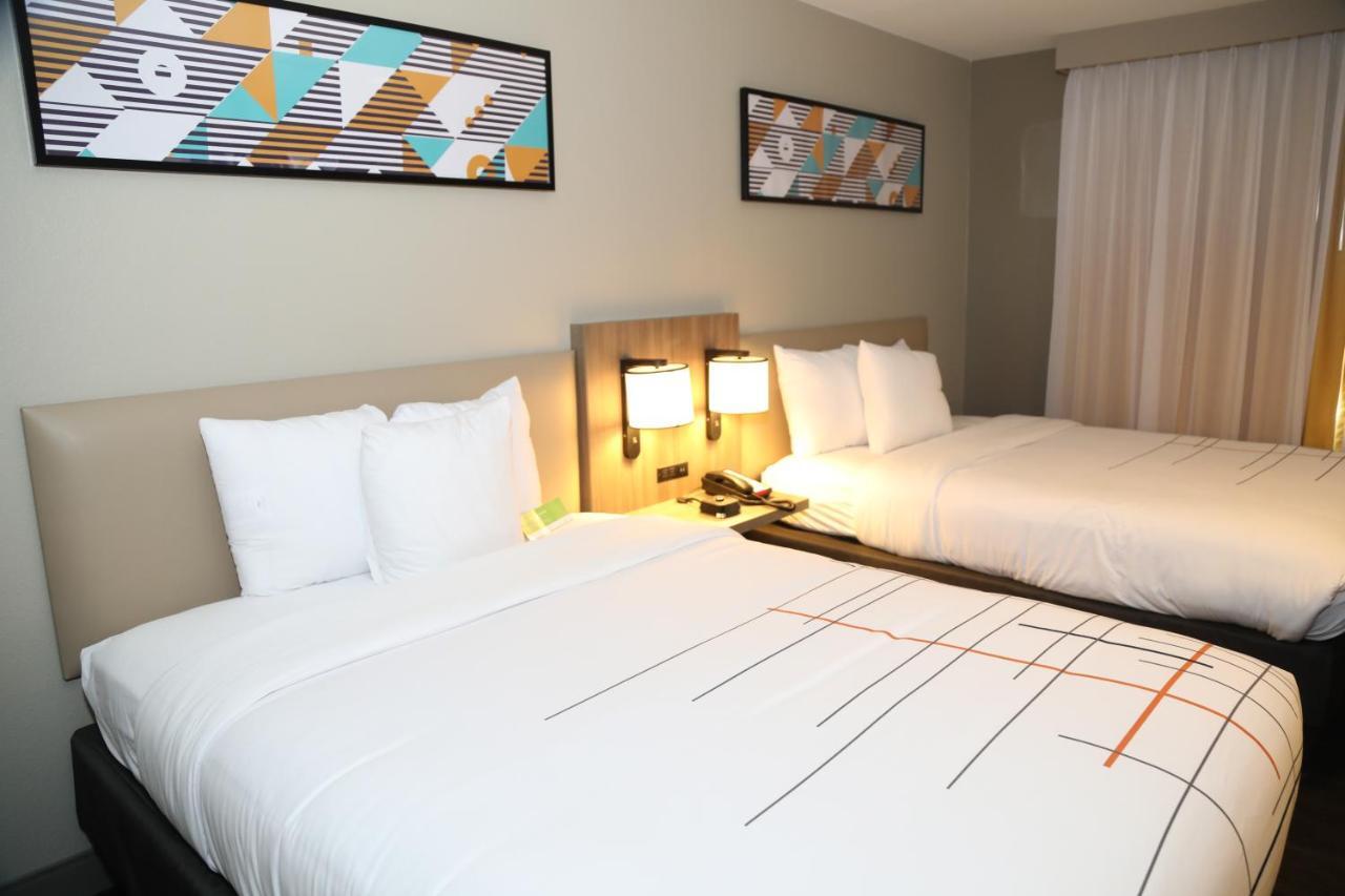 La Quinta By Wyndham Montgomery Esterno foto